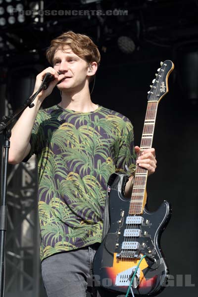 GLASS ANIMALS - 2014-07-18 - PARIS - Parvis de l'Hotel de Ville - David Algernon Bayley